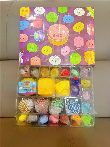 Mystery Baozi 24-Day Fidget Squishy Countdown Calendar